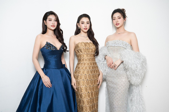 Hoa hậu Lương Thùy Linh, Tiểu Vy sang chảnh với đầm dạ hội tại Liên hoan phim Việt Nam