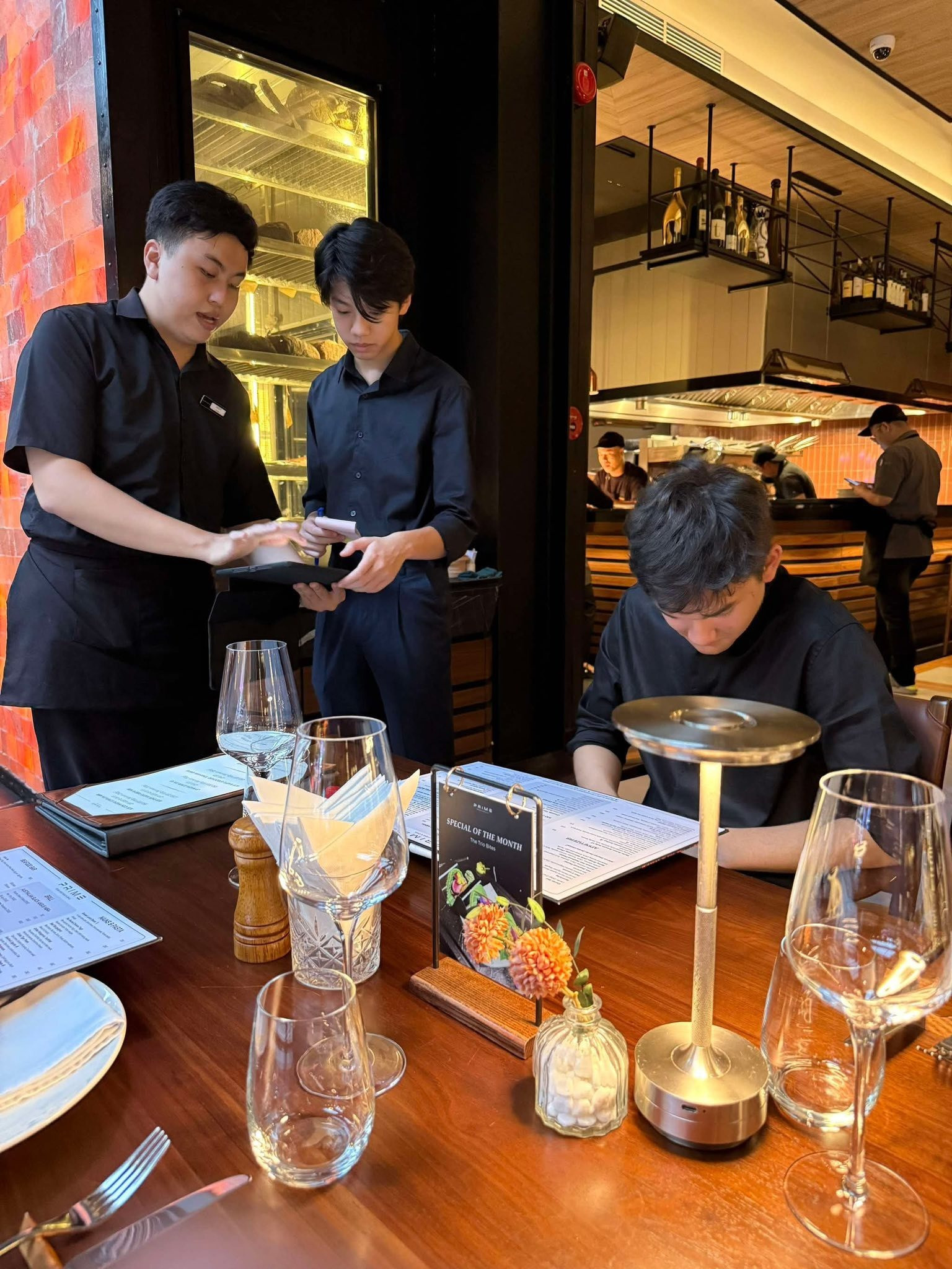 Con trai Cường Đô La Hồ Ngọc Hà hỗ trợ bà con vùng lũ đại gia phố núi hé lộ điều đặc biệt