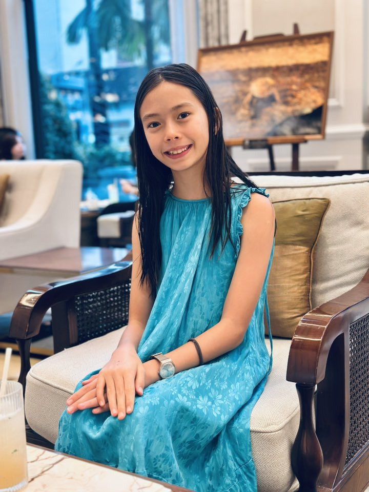 11 tuổi con gái Đoan Trang diện áo dài gây sốt - Ảnh 5.