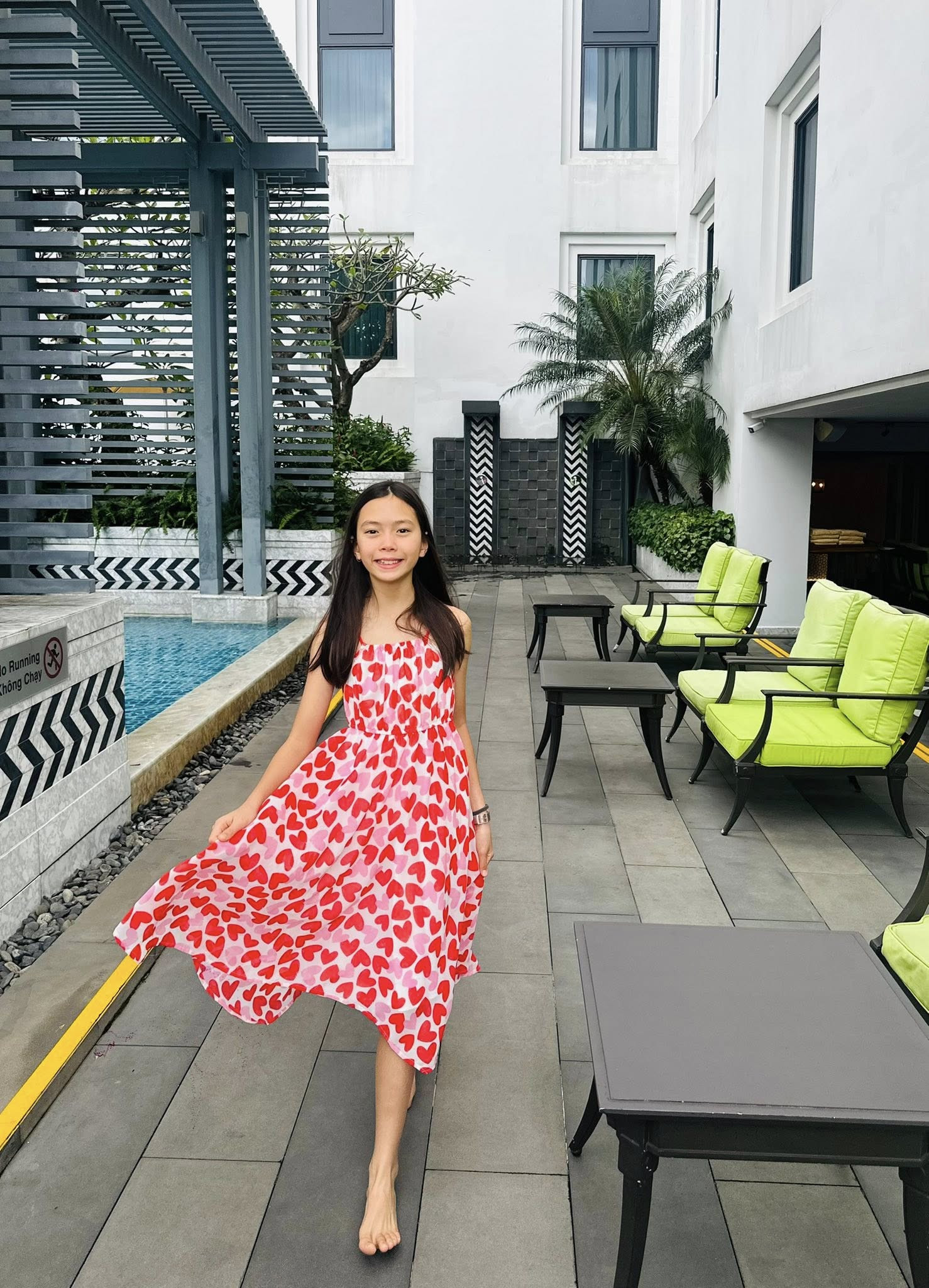 11 tuổi con gái Đoan Trang diện áo dài gây sốt - Ảnh 6.