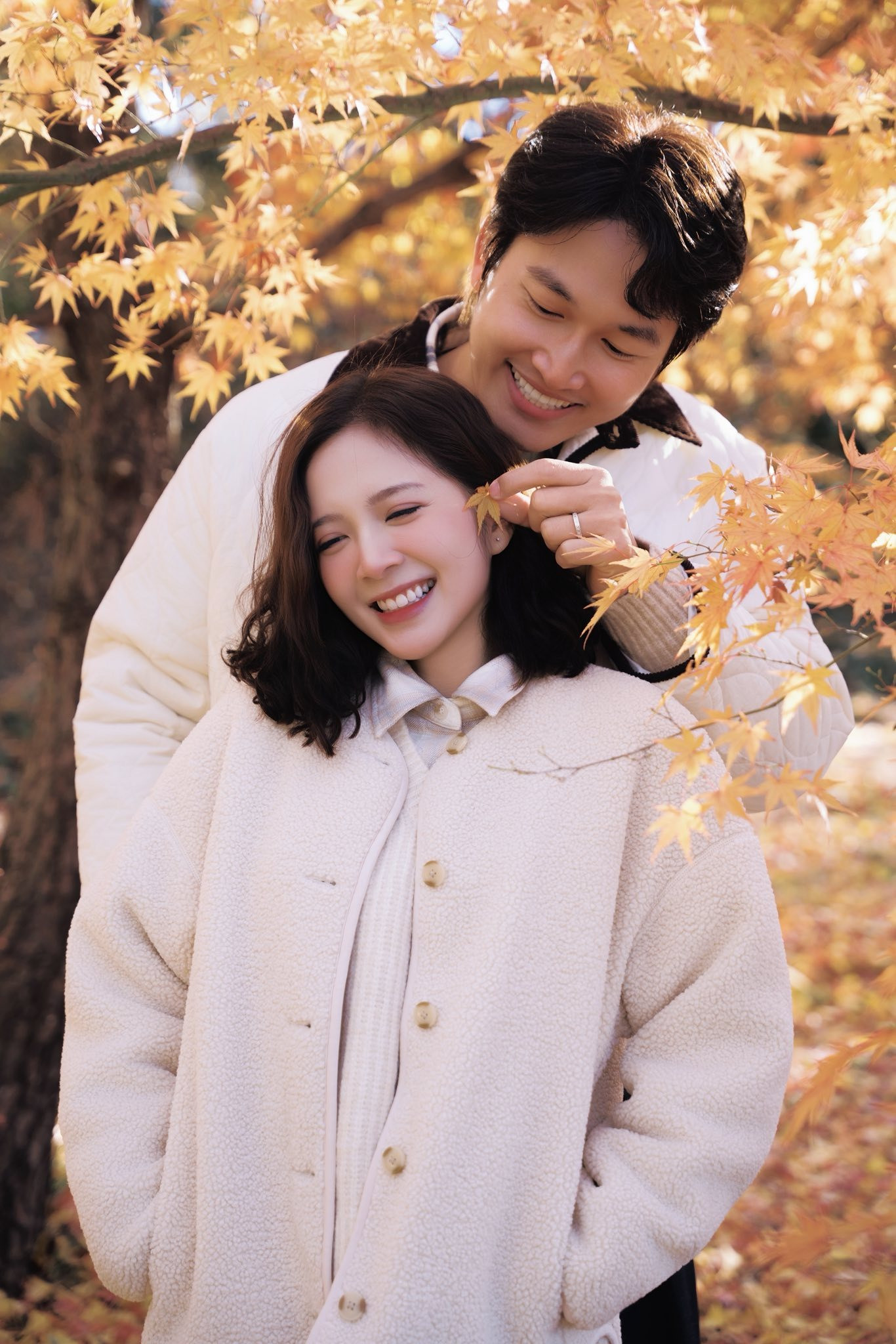 Đình Tú Ngọc Huyền hé lộ địa điểm trăng mật tung bộ ảnh đẹp như ngôn tình