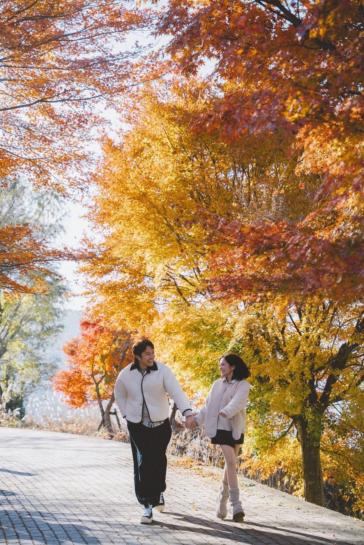 Đình Tú  Ngọc Huyền hé lộ địa điểm trăng mật tung bộ ảnh đẹp như ngôn tình