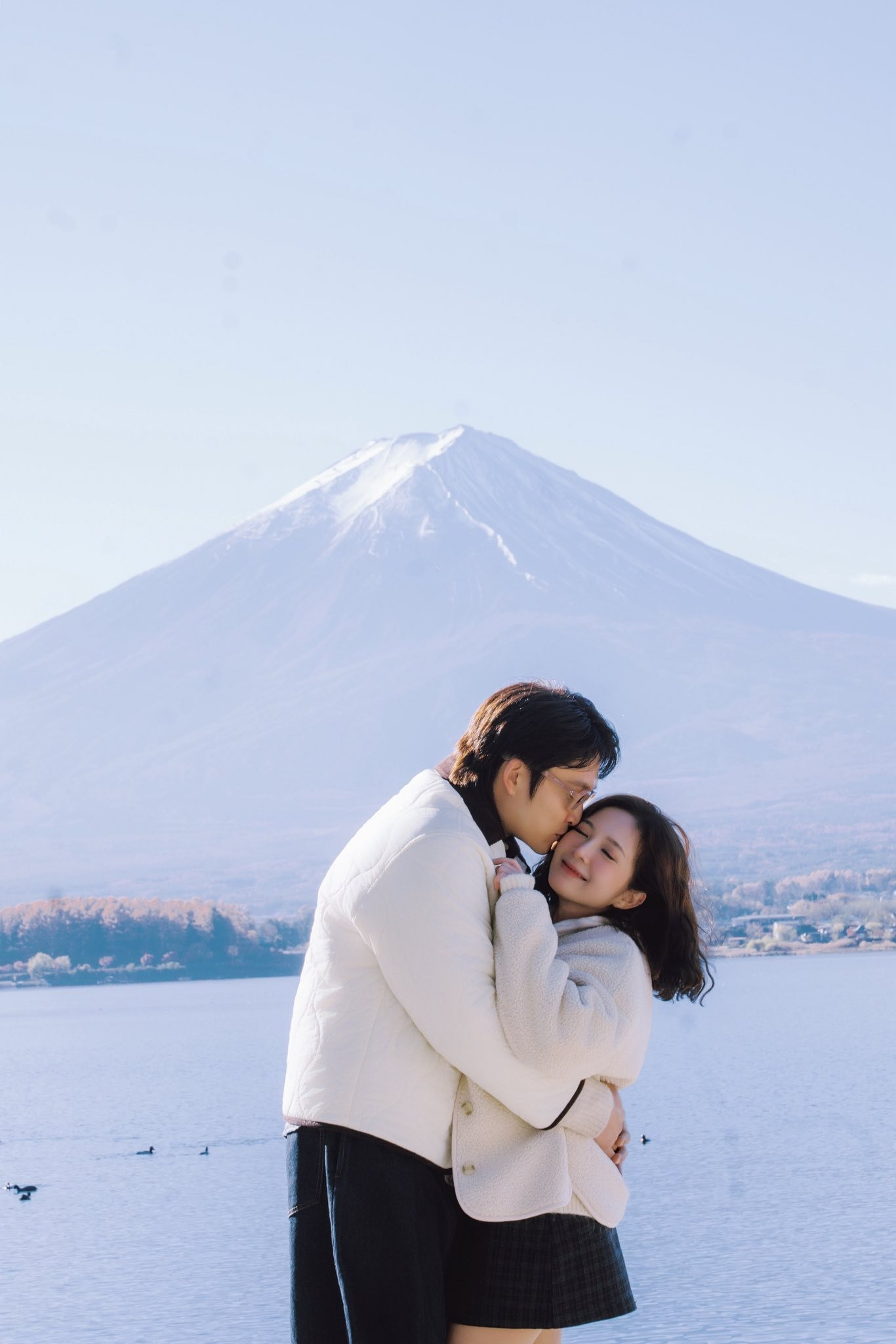 Đình Tú Ngọc Huyền hé lộ địa điểm trăng mật tung bộ ảnh đẹp như ngôn tình