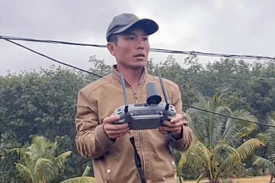 Kênh truyền hình uy tín bậc nhất thế giới đưa tin về 'anh hùng' nông dân cứu người bằng drone ở Đắk Lắk