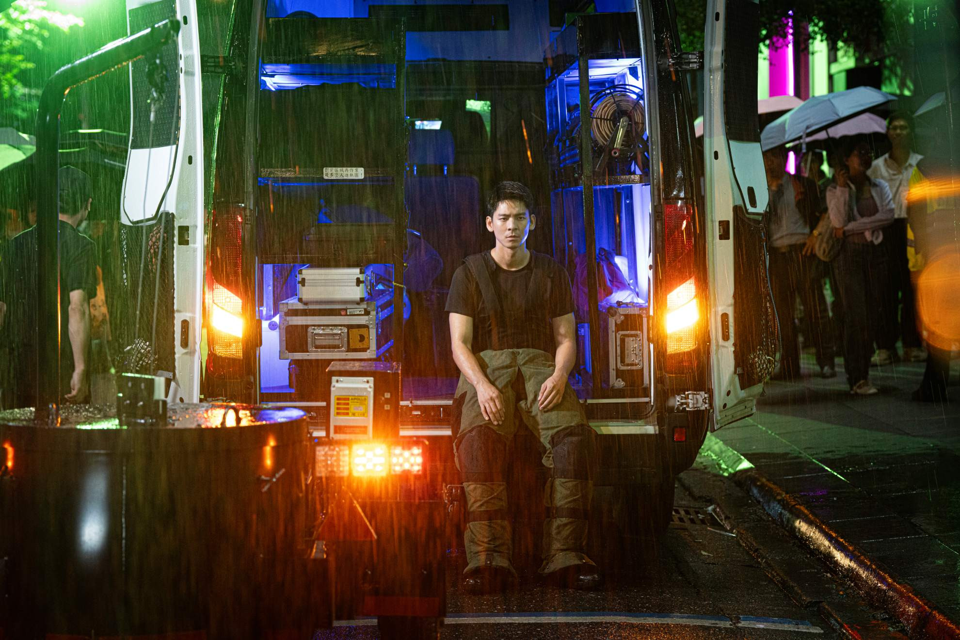 lam ba hoanh (1).jpg