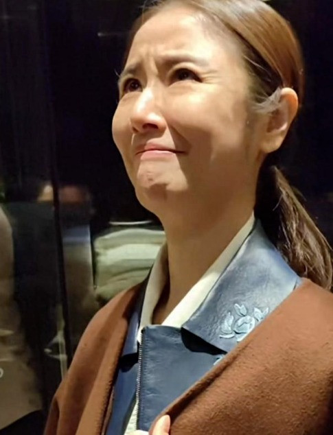 Bức ảnh cận mặt hé lộ nhan sắc thật của Lâm Tâm Như