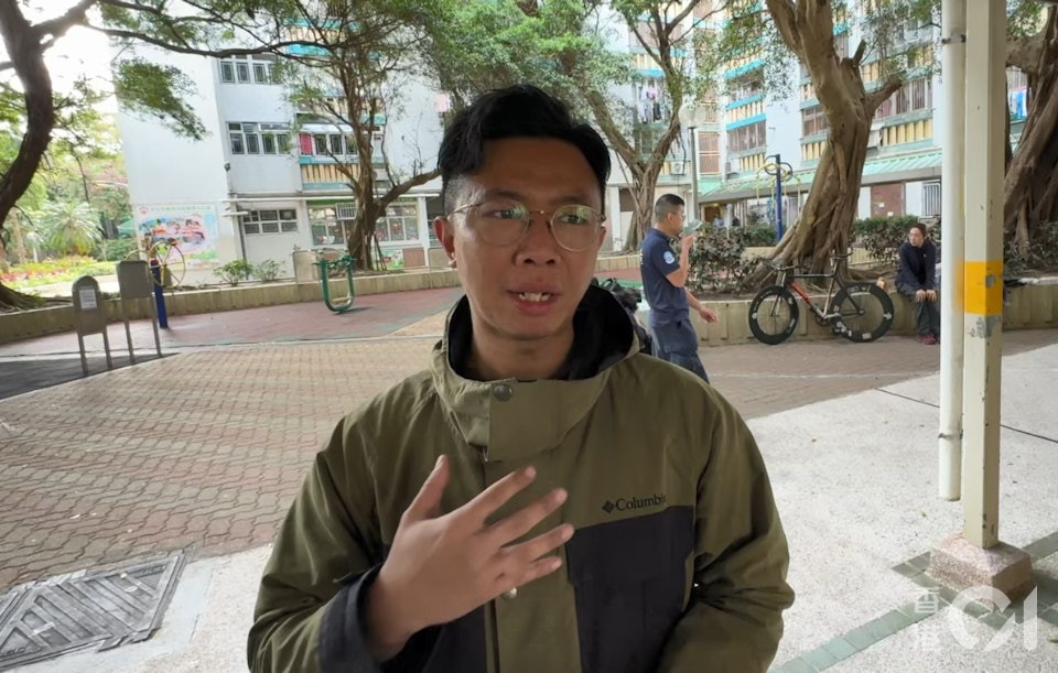 Câu chuyện ấm lòng giữa tang thương trong vụ cháy chung cư Hong Kong (Trung Quốc): Lính cứu hỏa có phải có