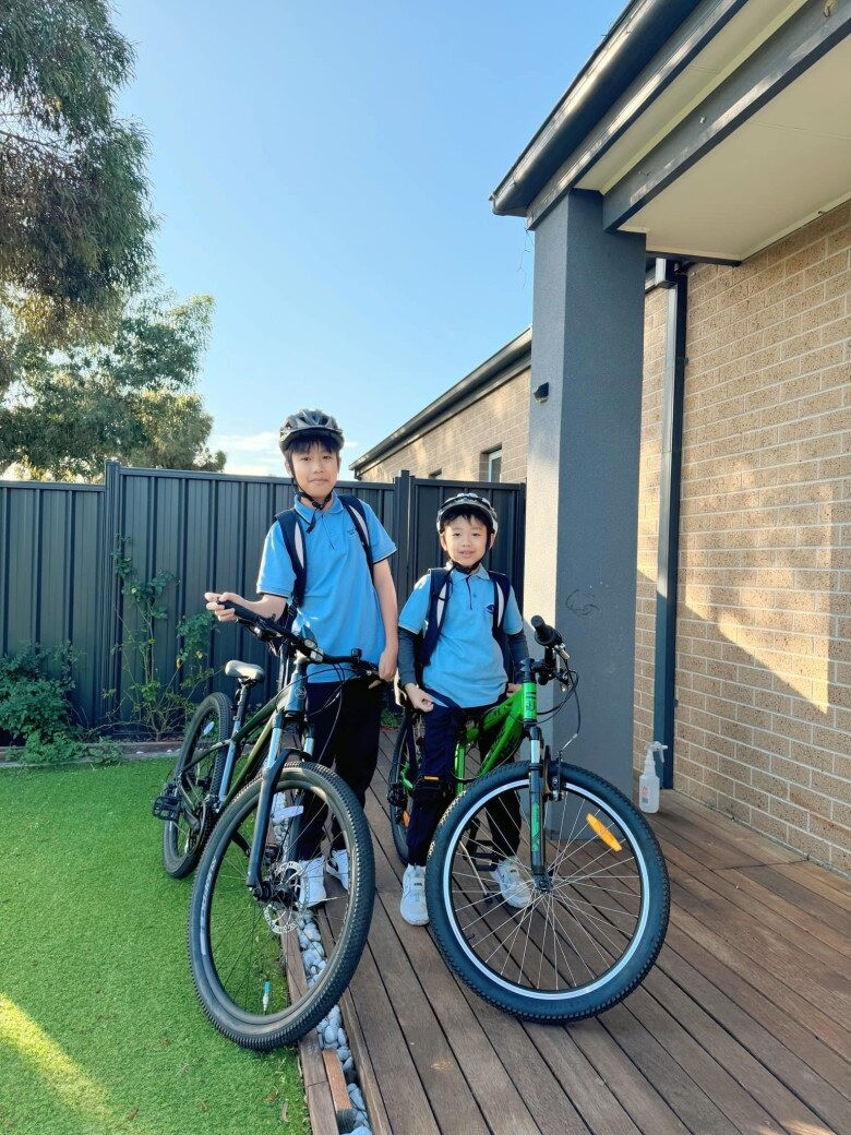 Con trai cả Ốc Thanh Vân lộ diện khó nhận ra tuổi 14 trổ mã ngỡ ngàng