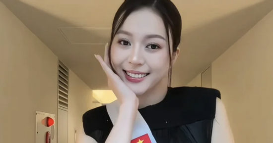 Phản ứng của Hoa hậu Kiều Duy khi 'trắng tay' tại Miss International 2025