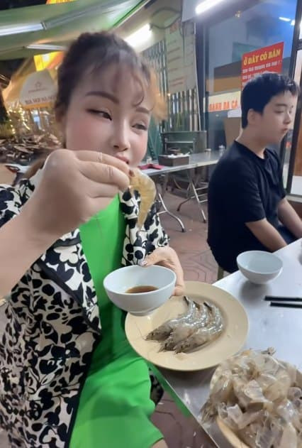 Cuộc sống hiện tại của cô dâu Cao Bằng