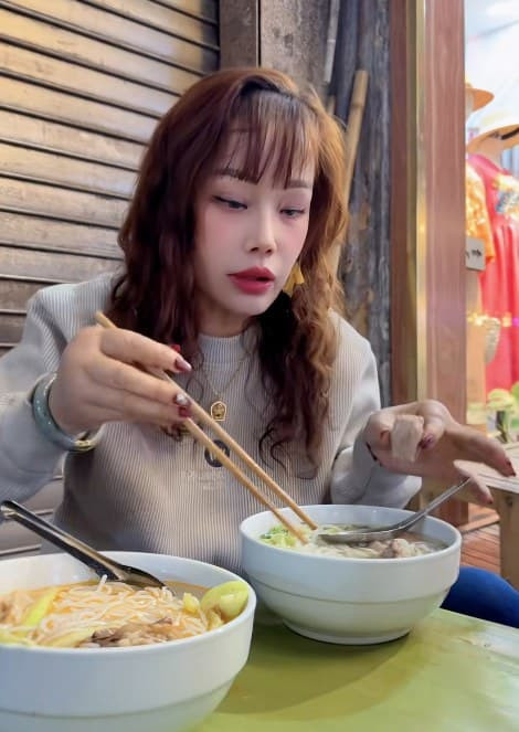 Cuộc sống hiện tại của cô dâu Cao Bằng