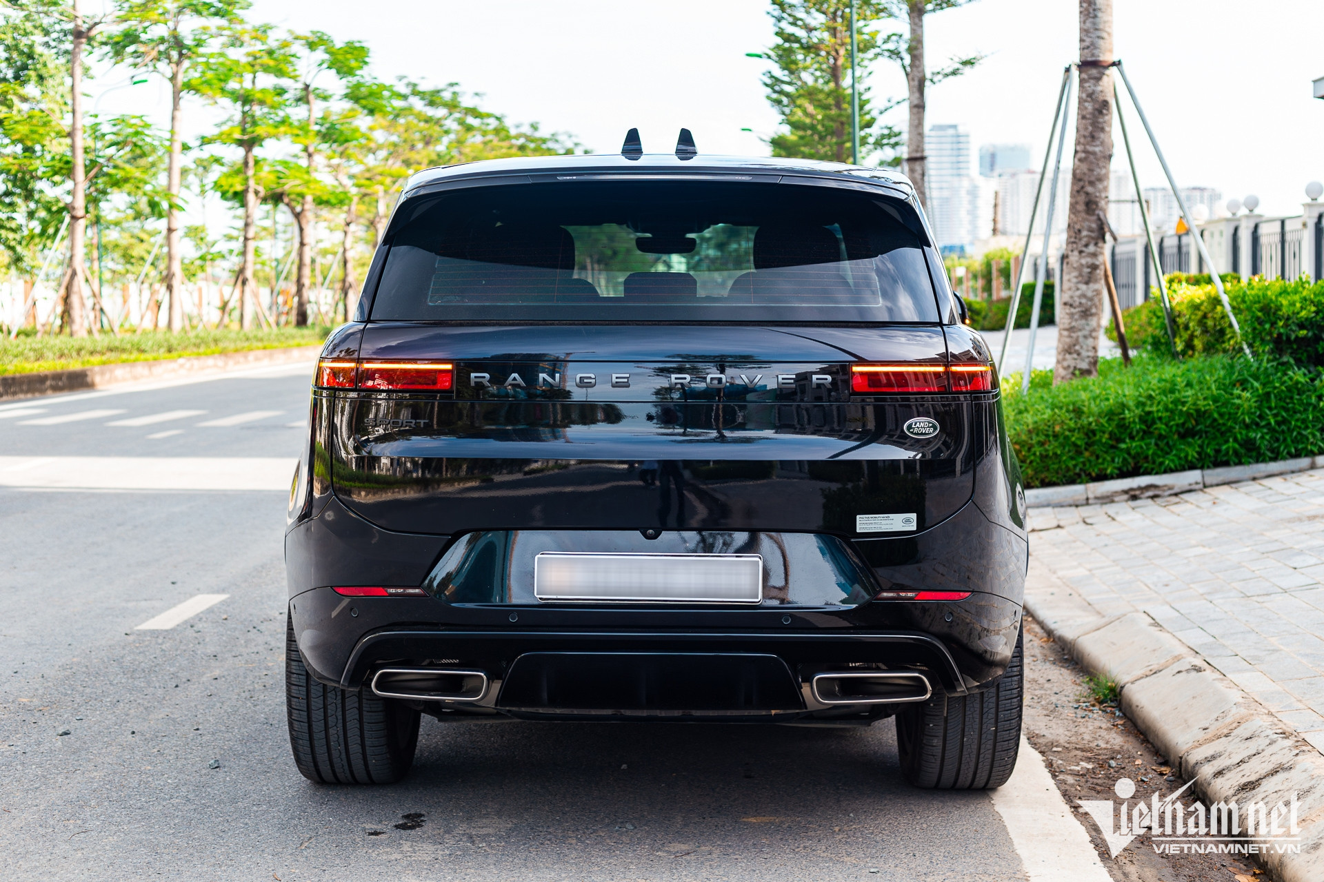 W-range rover 9.JPG.jpg