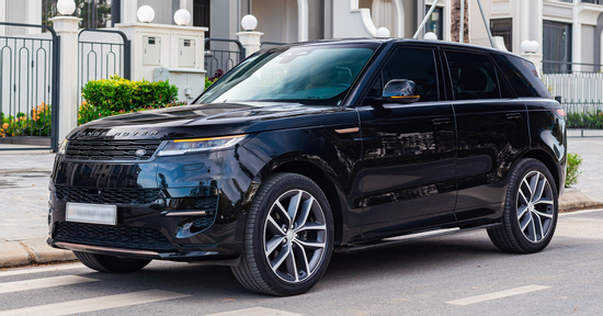 Mua xe sang Range Rover Sport giá 9 tỷ đồng, chủ xe lỗ ngay 3 tỷ sau 10.000km