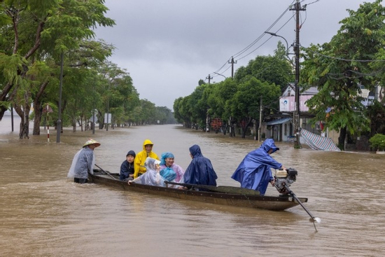 Lũ trên các sông ở Huế - Đà Nẵng lại lên nhanh, nhiều xã phường tái ngập lụt