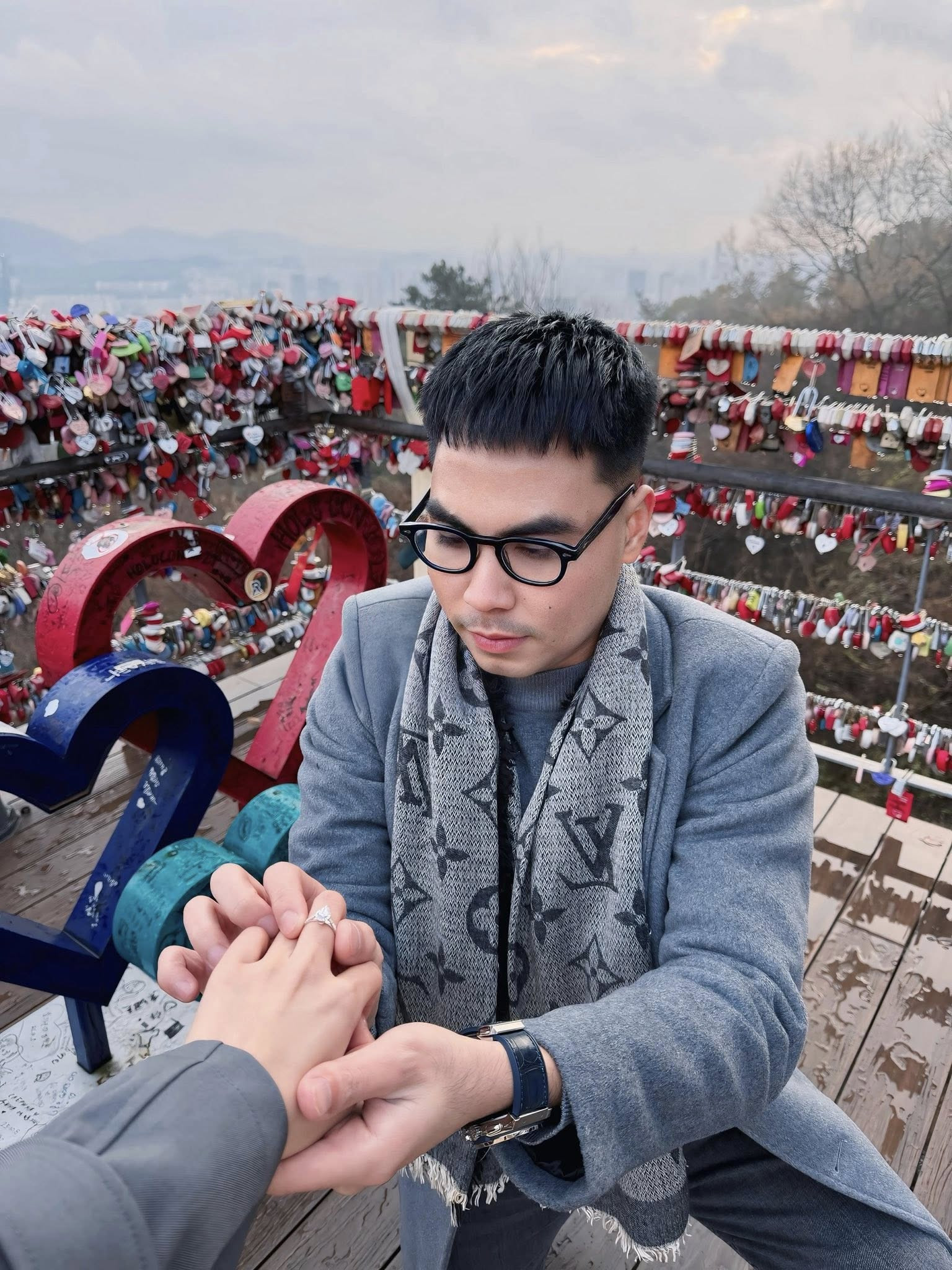 Chuyện tình đẹp như phim của nữ MC VTV và chàng tiền vệ từng 5 lần vô địch V-League - Ảnh 3.