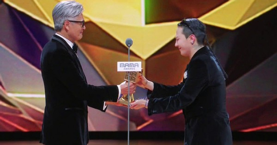 G-Dragon lập kỷ lục, giành bốn giải thưởng tại MAMA 2025