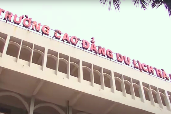 Sinh viên bức xúc vì nhận tiền hỗ trợ A80 chỉ 940.000 đồng, hiệu trưởng nói gì?