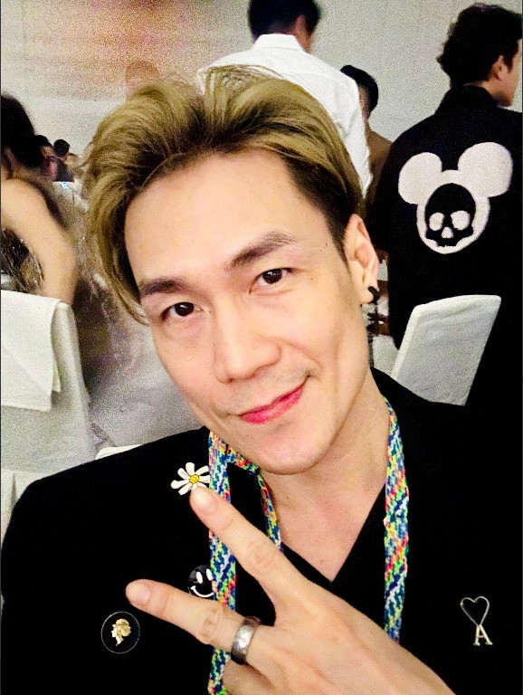 Động thái của ca sĩ Khánh Phương khi vợ đại gia bị truy tố vì lừa hơn 9000 tỷ đồng