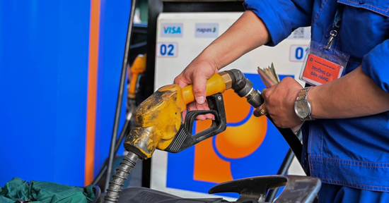 Giá xăng dầu ngày mai có khả năng đảo chiều đi xuống