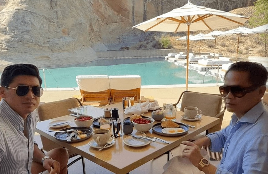 Bữa sáng 'sặc mùi tiền' của Thái Công