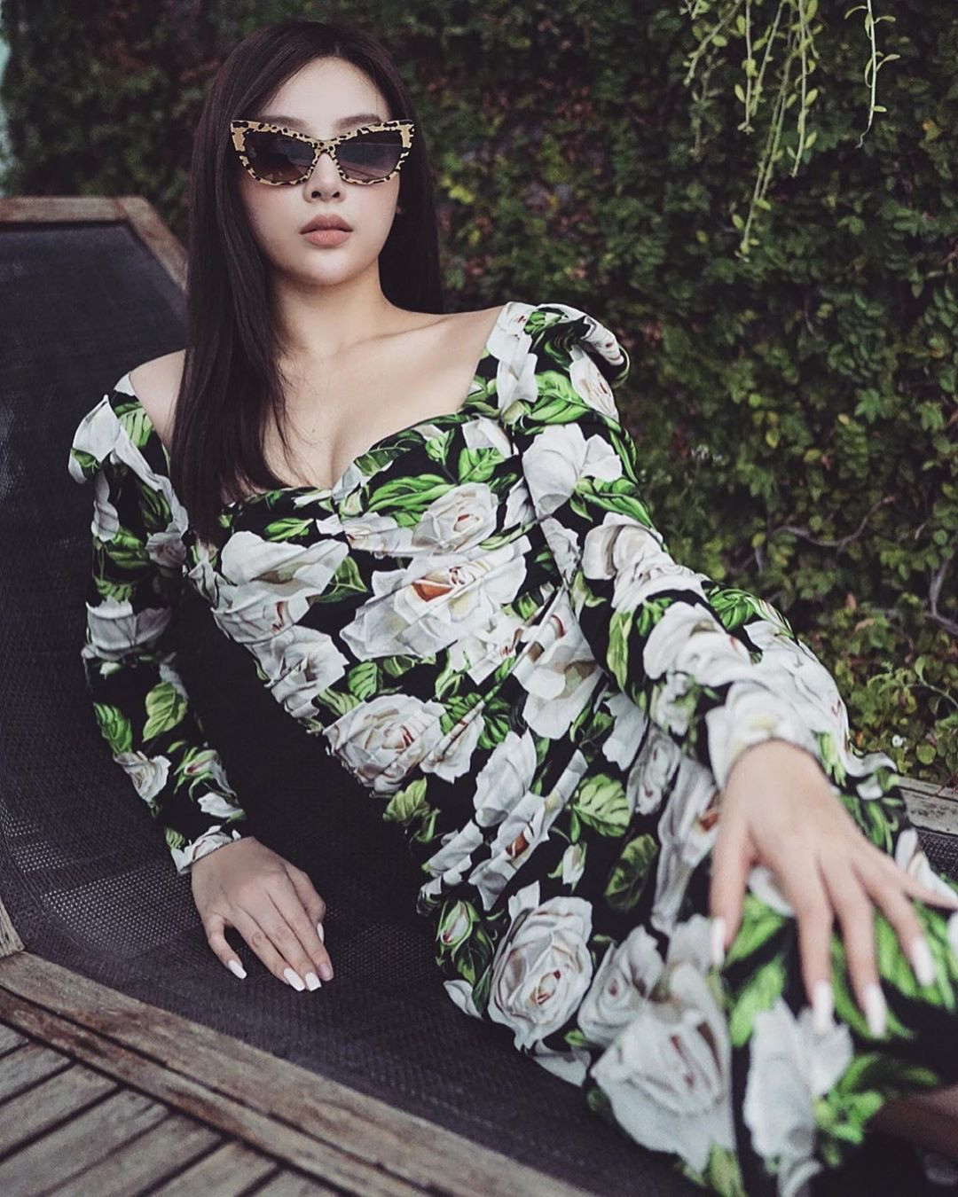 Huyền Baby bị quay lén nhan sắc thật lộ rõ qua cam thường khiến netizen bất ngờ