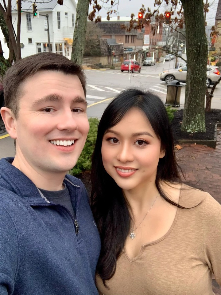 Phương quyết định đưa chồng con về Việt Nam sống một năm để bé học tiếng Việt và hiểu văn hóa Việt Nam