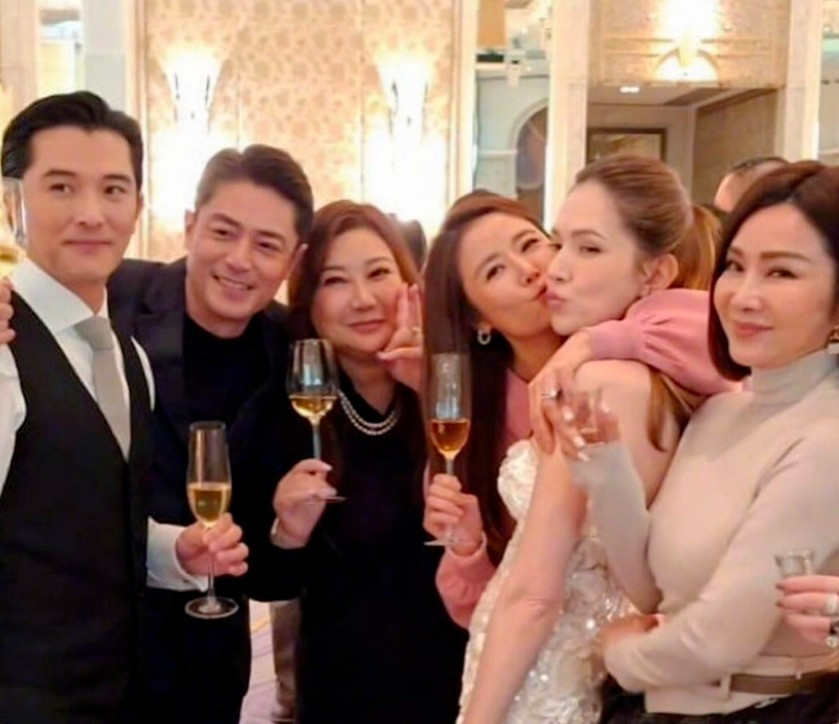 Bức ảnh tình tứ của Hoắc Kiến Hoa Lâm Tâm Như