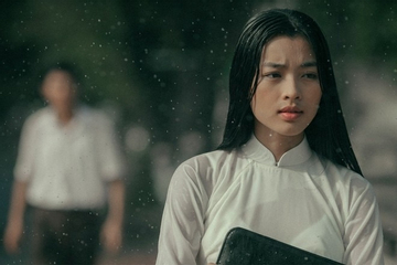 Vbiz có mỹ nhân đẹp đến mức được ví như Thư Kỳ, gì cũng có nhưng mãi không thể bật lên