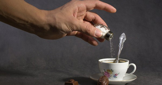 Vì sao uống cà phê muối có thể gây tăng cân?