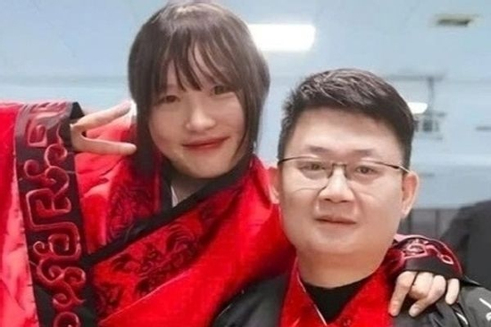 Cô gái nên duyên vợ chồng với người lính cứu mình khỏi động đất năm 10 tuổi