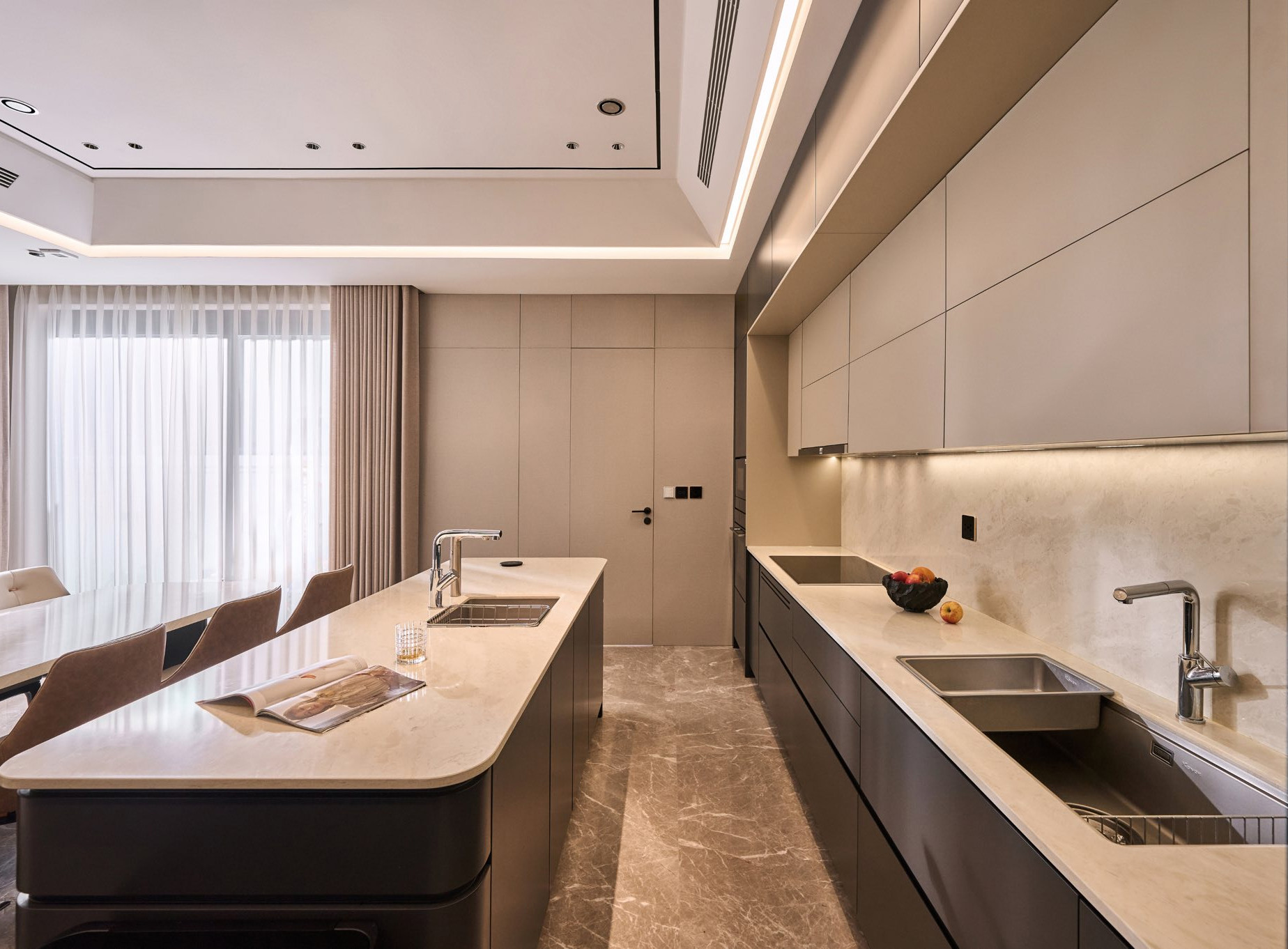 Đoàn Văn Hậu khoe nhà mới triệu đô dân mạng tới tấp vào xin vía nhiều tiền