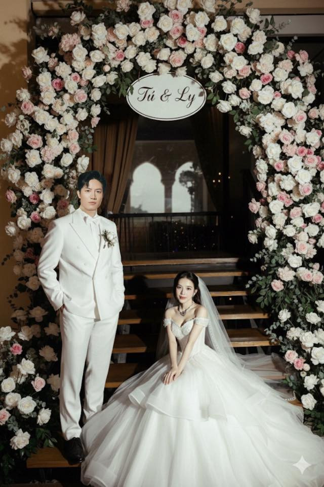 Anh Tú Lily lộ ảnh cưới