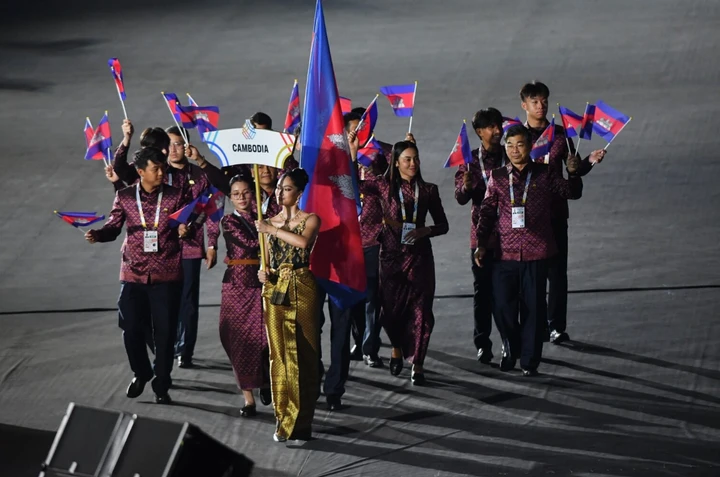Campuchia tham gia lễ khai mạc SEA Games 33. (Nguồn: Kampuchea Thmey Daily)