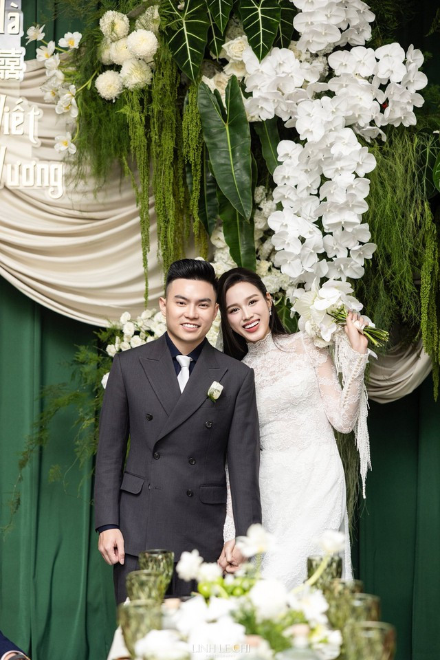 Cuộc sống giản dị đời thường của Đỗ Hà sau khi làm dâu hào môn