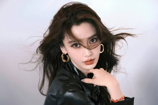 Sự nghiệp bất bênh của Angelababy sau ồn ào liên quan đến Lisa (Blackpink)