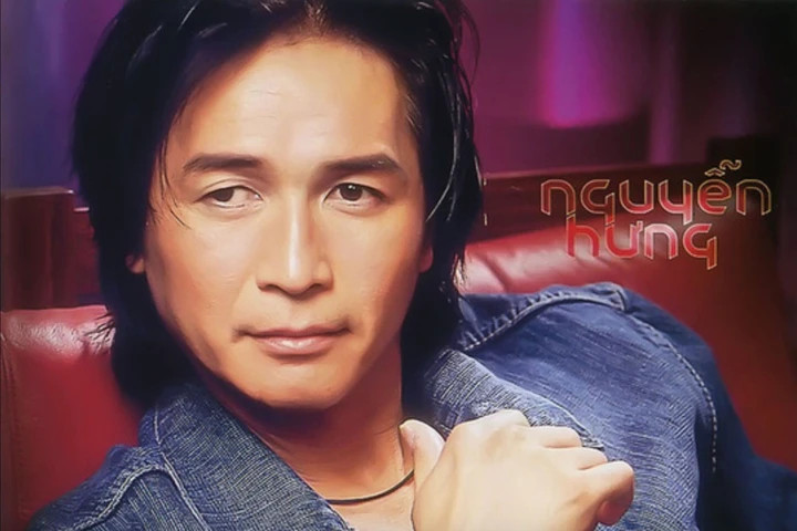 Nguyễn Hưng được xem là biểu tượng của dòng nhạc nhẹ ở thập niên 1990.
