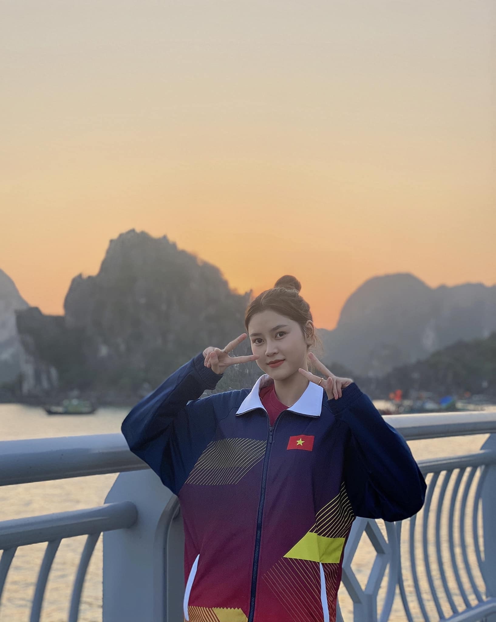 Hot girl đấu kiếm Việt Nam gây sốt tại SEA Games 33 được khen đẹp như Hoa hậu Đỗ Thị Hà là ai? - Ảnh 3.