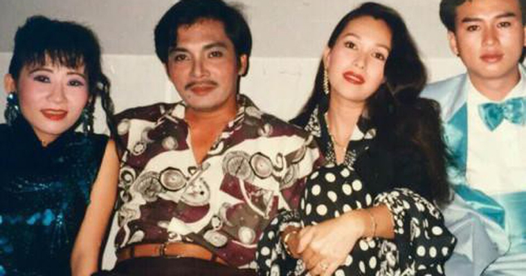 Nghĩ về 'tình nghệ sĩ' ở đám tang Thương Tín