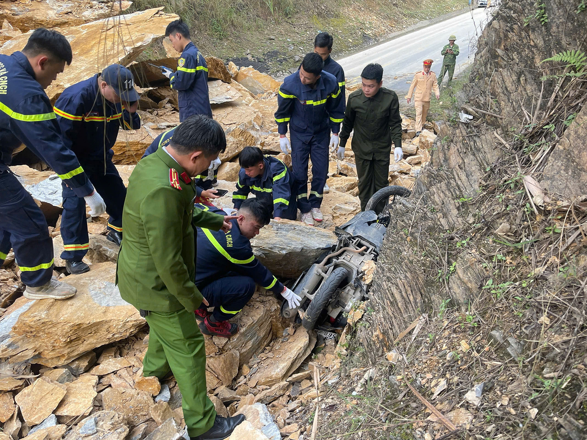 sat lo mai chau 4 3891.jpg
