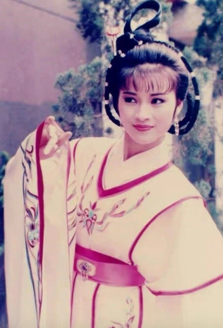 Nữ diễn viên gây ấn tượng với vai diễn Tây Thi.