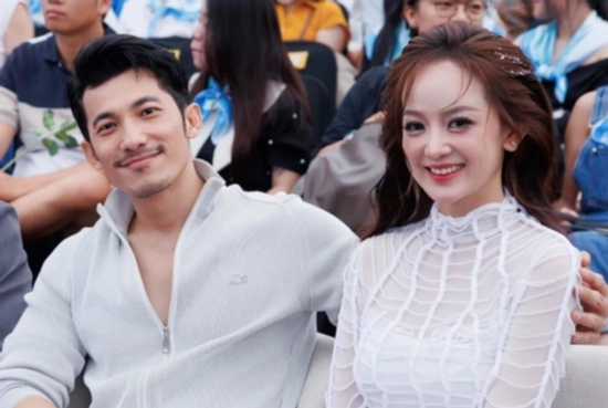 5 năm yêu nhau kín tiếng của nam chính 'Quán Kỳ Nam' và cựu thành viên Mắt Ngọc