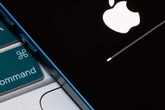 Apple vá hai lỗ hổng nguy hiểm, iPhone chưa lên iOS 26 cần chú ý