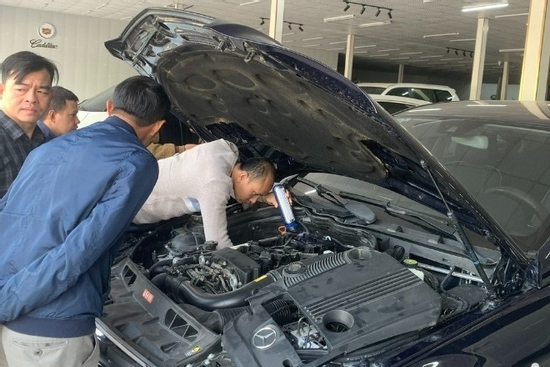 'Check xe' cũ: Chữ tín là yếu tố sống còn giữa thời mạng xã hội dễ gây 'bão'