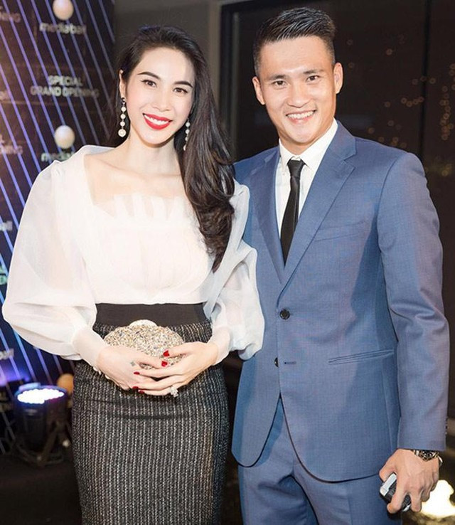 Đoạn clip lộ rõ tình trạng hôn nhân của Công Vinh và Thủy Tiên