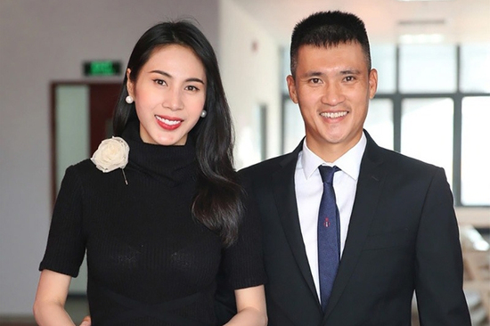 Đoạn clip 'bóc trần' tình trạng hôn nhân của Công Vinh và Thủy Tiên sau tin đồn rạn nứt