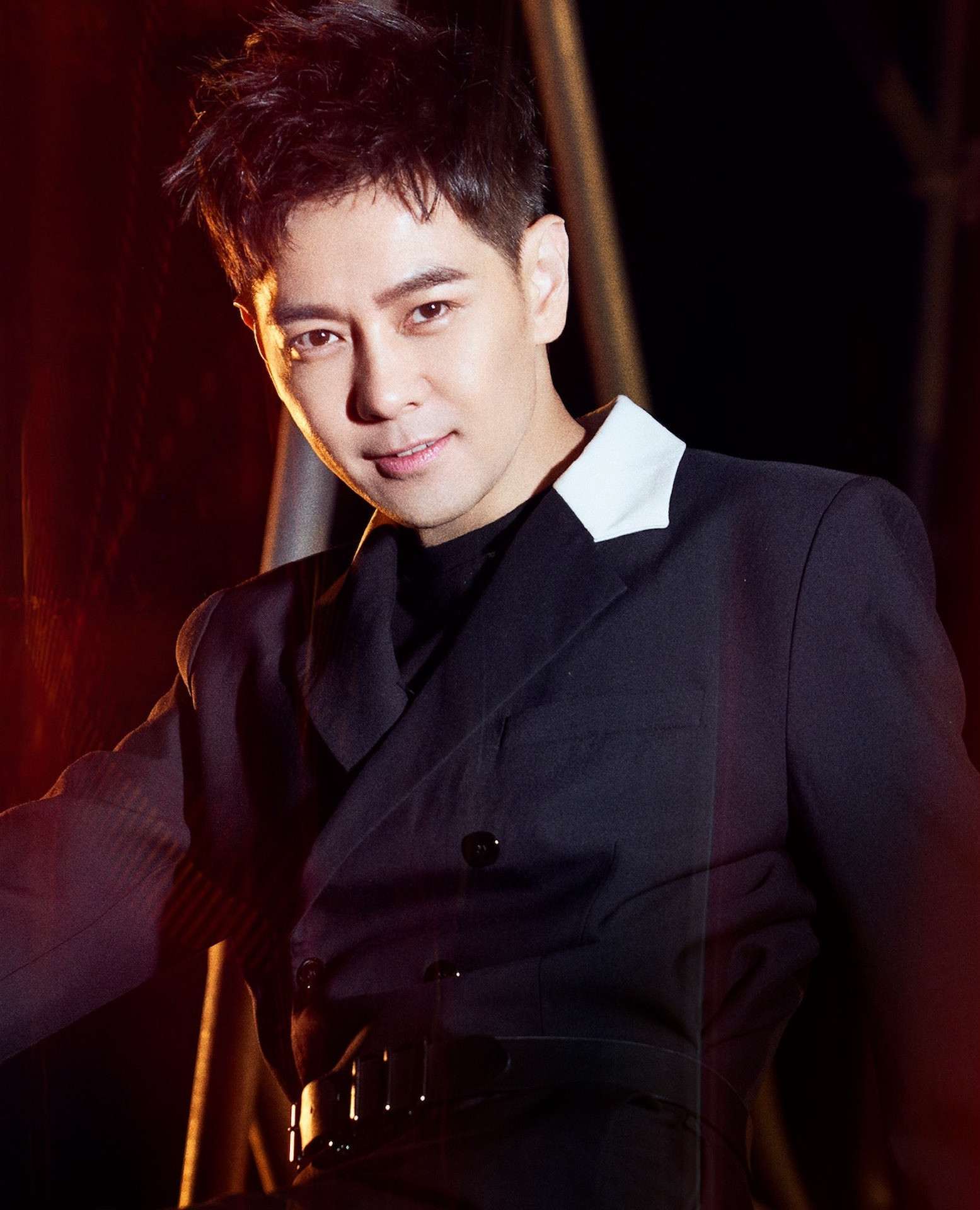 Bà xã khổ sở sau khi kết hôn với nam thần vạn người mê Lâm Chí Dĩnh