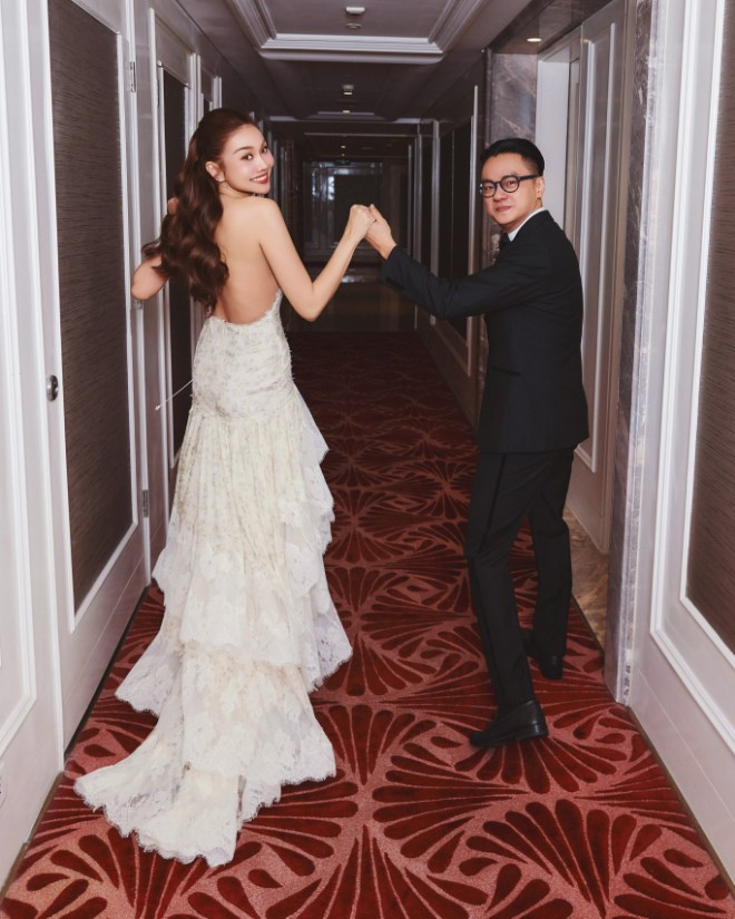 Cận cảnh bộ trang sức hơn 5 tỷ mà Thanh Hằng mang đi sự kiện