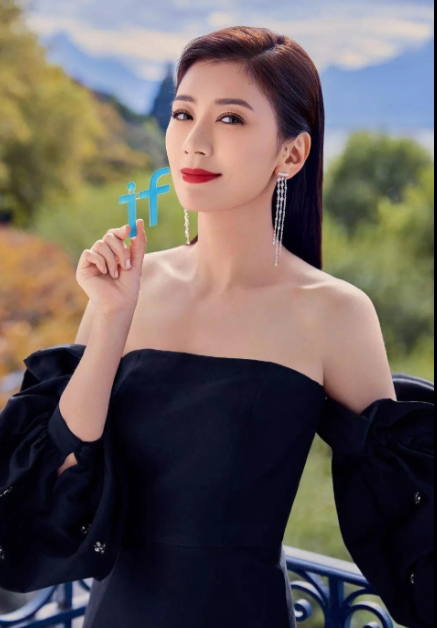 Giả Tịnh Văn tiết lộ bỏ thói quen lướt điện thoại, để thì giờ làm đẹp - Ảnh 3