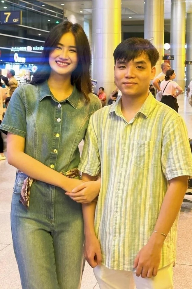 Hành động âm thầm của bạn trai dành cho Hoa hậu Ý Nhi