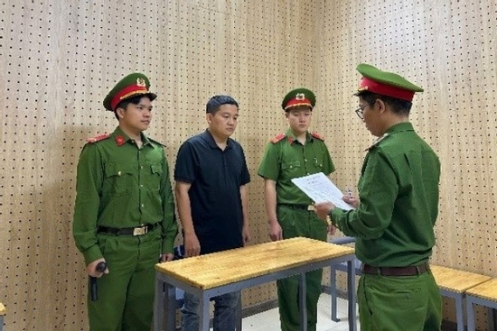 Thủ đoạn của cựu nhân viên ngân hàng 30 tuổi chiếm đoạt 8 tỷ đồng